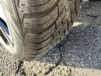 Volkswagen Polo 1.0 TSI 95pk Life 5drs - 76dkm nap - front + line assist - acc - pdc v+a - airco - cruise contr - lmv picture 77