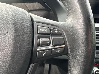 BMW 5-serie Touring 520i 184pk 8-traps aut Luxury Ed - nap - leer - stoelverw - elektr trekh + stuur - memory l+r picture 37