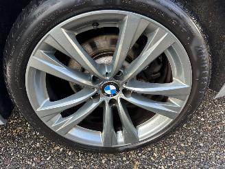 BMW 5-serie Touring 520i 184pk 8-traps aut Luxury Ed - nap - leer - stoelverw - elektr trekh + stuur - memory l+r picture 102