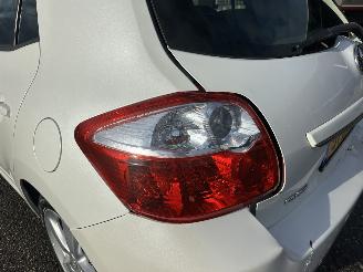 Toyota Auris 1.8 Full Hybrid 123pk aut Executive - nap - navi - camera - keyless entry + start - lmv + 4x goede banden picture 90