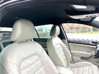 Volkswagen e-Golf 7.5 aut Highl - nap - virtual - keyless - leer - stoelverw - sfeerverl - cam - front + line + side assist picture 18