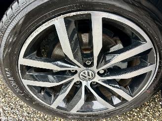 Volkswagen e-Golf 7.5 aut Highl - nap - virtual - keyless - leer - stoelverw - sfeerverl - cam - front + line + side assist picture 75