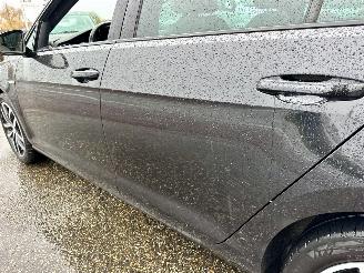 Volkswagen e-Golf 7.5 aut Highl - nap - virtual - keyless - leer - stoelverw - sfeerverl - cam - front + line + side assist picture 94