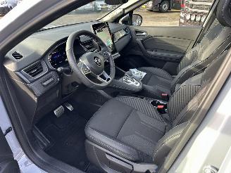 Renault Captur 1.6 E-Tech full hybrid 145 esprit Alpine - nap - pano - harman - 360cam - stuurverw - front + line + side assist picture 17