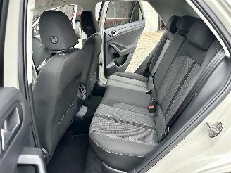 Volkswagen T-Roc 1.5 TSI 150pk 7-Traps aut Life - 7dkm nap - navi - cam - virtual - front + line + park assist - keyless picture 50