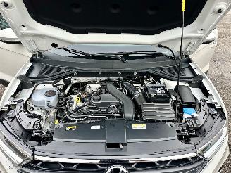 Volkswagen T-Roc 1.5 TSI 150pk 7-Traps aut Life - 7dkm nap - navi - cam - virtual - front + line + park assist - keyless picture 14