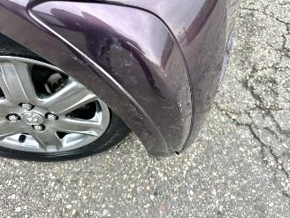 Toyota iQ 1.0 VVTi 68pk automaat Aspiration - 44dkm nap - navi - clima - keyless entry + start - lmv - pdc picture 11