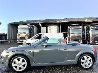 skadebil auto Audi TT Roadster 1.8 5V Turbo quattro 2001/5