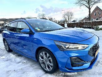 Ford Focus 1.5D 120pk 8-traps aut + F1 ST-Line x - nap - hud - b&o - navi - cam - keyless - stuur + stoelverw picture 4