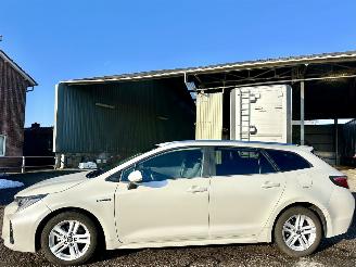 škoda osobní automobily Suzuki Swace 1.8 Hybrid 148pk aut Style - front + line + side + park assist - camera - keyless - stoelverw - stuurverw - parelmoer 2020/11