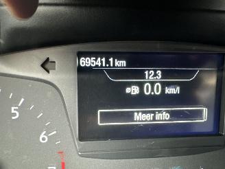 Ford Fiesta 1.0 EcoBoost Connected 5drs - 69dkm nap - navi - line + park assist - pdc v+a - airco - cruise - rijdbaar picture 24
