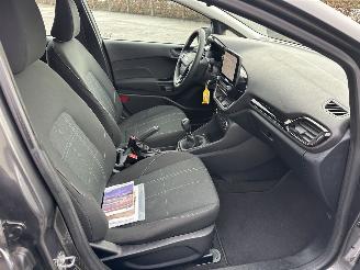 Ford Fiesta 1.0 EcoBoost Connected 5drs - 69dkm nap - navi - line + park assist - pdc v+a - airco - cruise - rijdbaar picture 41