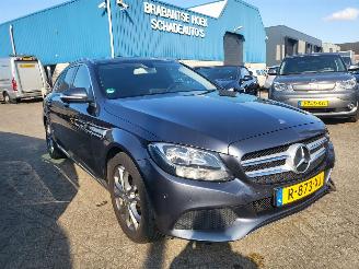 Damaged car Mercedes C-klasse C180  Estate 180 Ambition 90d km rijdbaar nwe APK 2015/4