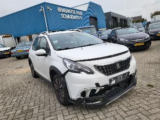 Peugeot 2008 AUTOMAAT Peugeot 2008 1.2 PureTech Allure 69000KM  RIJDBAAR picture 1