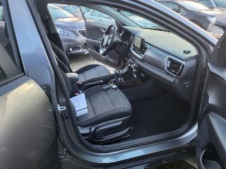 Kia Stonic HYBRIDE AUTOM Kia STONIC 1.0 T-GDi MHEV DynamicPlusLine picture 11