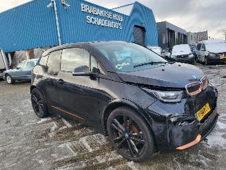 Avarii autoturisme BMW i3 i3 S 120Ah 42 kWh RoadStyle Edition 1 van 1000 nwprijs € 50000.- 2019/12