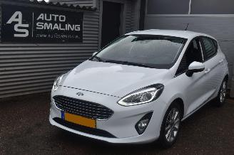 uszkodzony samochody osobowe Ford Fiesta 1.0 Ecoboost Titanium 95Pk *Navi/Clima 2020/6
