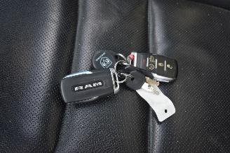 Dodge Ram 5.7 V8 4X4 Crew Cabe 401Pk *Clima/Navi/Panorama/Leder picture 33