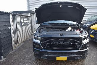 Dodge Ram 5.7 V8 4X4 Crew Cabe 401Pk *Clima/Navi/Panorama/Leder picture 16
