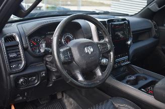 Dodge Ram 5.7 V8 4X4 Crew Cabe 401Pk *Clima/Navi/Panorama/Leder picture 10