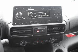 Toyota Proace City 1.5 D-4D Cool Comfort 75Pk *Airco picture 9
