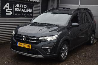 Damaged car Dacia Jogger 1.0 Tce Comfort  110Pk 7 Personen *Navi/Airco 2022/6