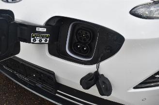 Hyundai Kona 39Kwh Comfort 136Pk SOH 100% *Navi/Clima/Camera/Stoelverwarming picture 17