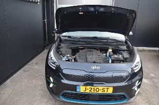 Kia Niro 64Kwh Executive line 204Pk SOH 100% 3FASE *Navi/Clima/Leder/Camera/Stoelverwarming picture 17
