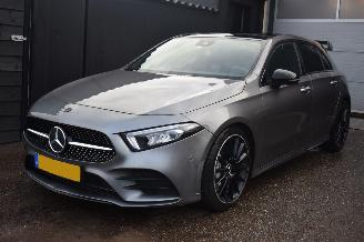 Damaged car Mercedes A-klasse AMG 35 4MATIC Edition 306Pk *Navi/Clima/Panorama/Stoelverwarming 2019/7