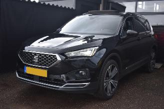Vaurioauto  passenger cars Seat Tarraco 1.5 TSI Xcellence Limited Edition 150Pk *Navi/Clima/Camera/Panorama 2020/1