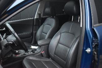 Kia Niro 1.6 GDi Hybrid Executiveline 105Pk *Navi/clima/Camera/Leder/Stoelverwarming picture 5