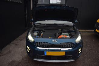 Kia Niro 1.6 GDi Hybrid Executiveline 105Pk *Navi/clima/Camera/Leder/Stoelverwarming picture 17