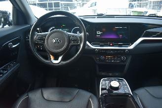Kia Niro 64Kwh Executiveline 204Pk 3Fase *Navi/Clima/Camera/Leder picture 8