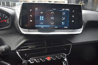Peugeot 2008 1.2 Puretech Active Pack 102Pk *Navi/Clima/Camera/Stoelverwarming picture 10