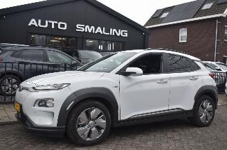 uszkodzony samochody osobowe Hyundai Kona 64Kwh EV Limeted 204Pk 3FASE 100% SOH *Navi/Clima/Leder/Camera/Stoelverwarming 2020/12