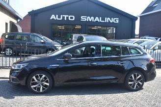 krockskadad bil auto Renault Mégane 1.5 Dci AUT Bose 110Pk *Navi/Clima/Camera/Stoelverwarming 2018/7