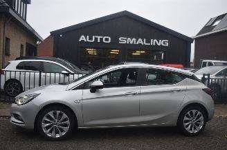 Auto incidentate Opel Astra 1.6 CDTI Business+ 110Pk *Navi/Airco/Camera 2016/11