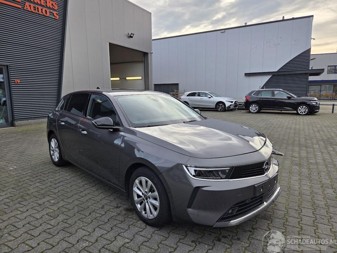 Opel Astra 1.2 81KW / CAMERA/ STUUR &STOELVERW