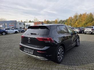 Volkswagen Golf STYLE / NAVI / CAMERA / STOELVERW /20 DKM picture 4