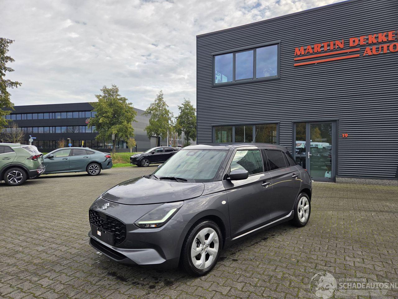 Suzuki Swift Hybr / CAMERA / NAVI / ECC/ 8800.KM