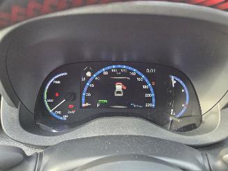 Toyota Yaris Cross GR SPORT / PANO / 3800KM. picture 18