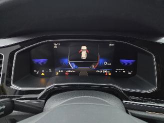 Volkswagen Taigo STYLE 81KW / NAVI / CAMARA picture 21