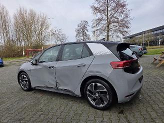 Volkswagen ID.3 Pro Performance 1ST 62kWh 150 KW 204pk / ACC / 18\" Lmv picture 5