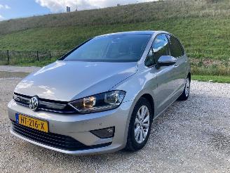 krockskadad bil auto Volkswagen Golf Sportsvan 1.0 TSi Comfortline 2016/1