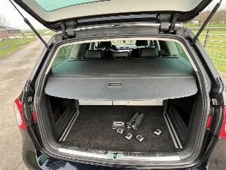 Volkswagen Passat VARIANT 2.0TDi - 125kW Highline - perfect rijdende auto - ingeruild - trekhaak - winterset picture 29