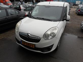 krockskadad bil bedrijf Opel Combo 1.3 Diesel 2015/5