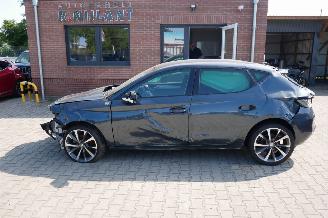 krockskadad bil auto Seat Leon FR 2023/7