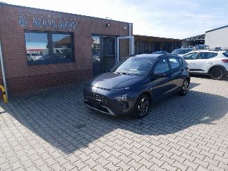 krockskadad bil auto Hyundai Bayon 48V 2023/10