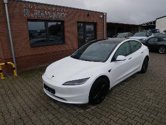 damaged passenger cars Tesla Model 3 LONG RANGE RWD PANORAMADAK LEER 2024/12