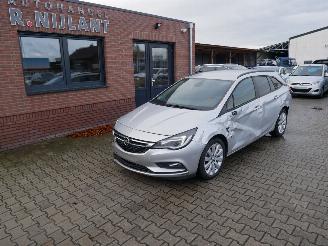 krockskadad bil auto Opel Astra Sports Tourer Business Start/Stop 2018/2